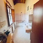 Podere Raffaello Apartment